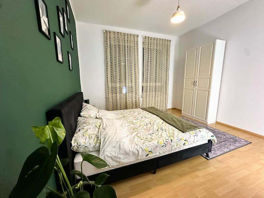 Gemuetliche 2-Zimmer Wohnung Im Zentrum Neumünster Extérieur photo