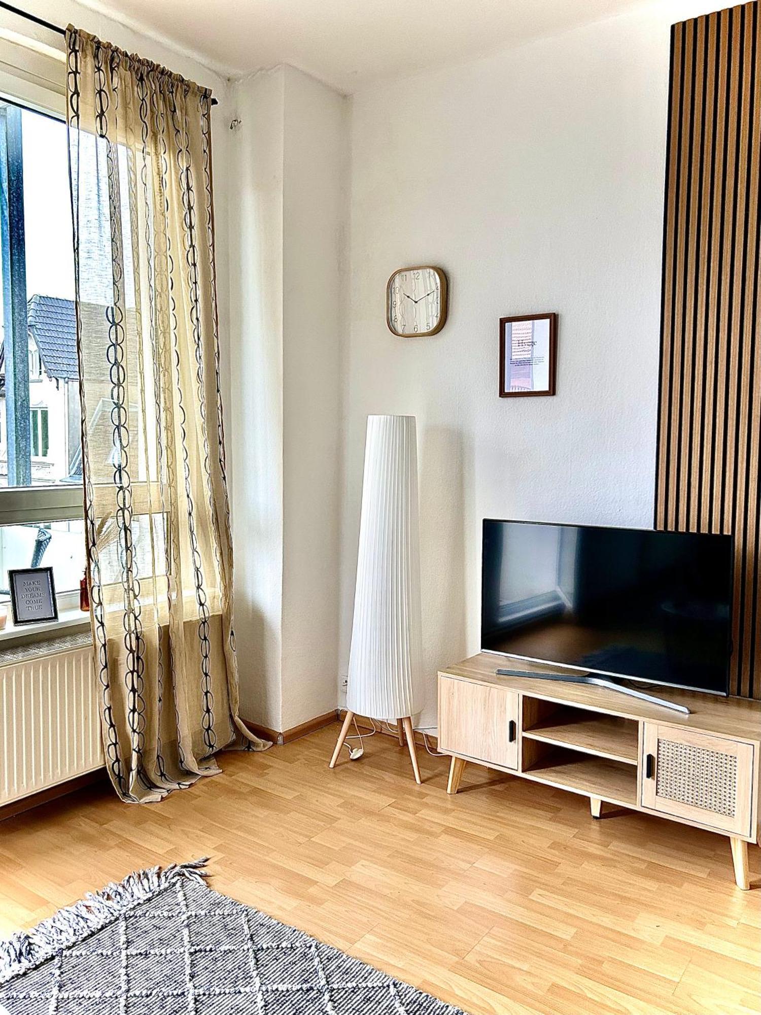 Gemuetliche 2-Zimmer Wohnung Im Zentrum Neumünster Extérieur photo